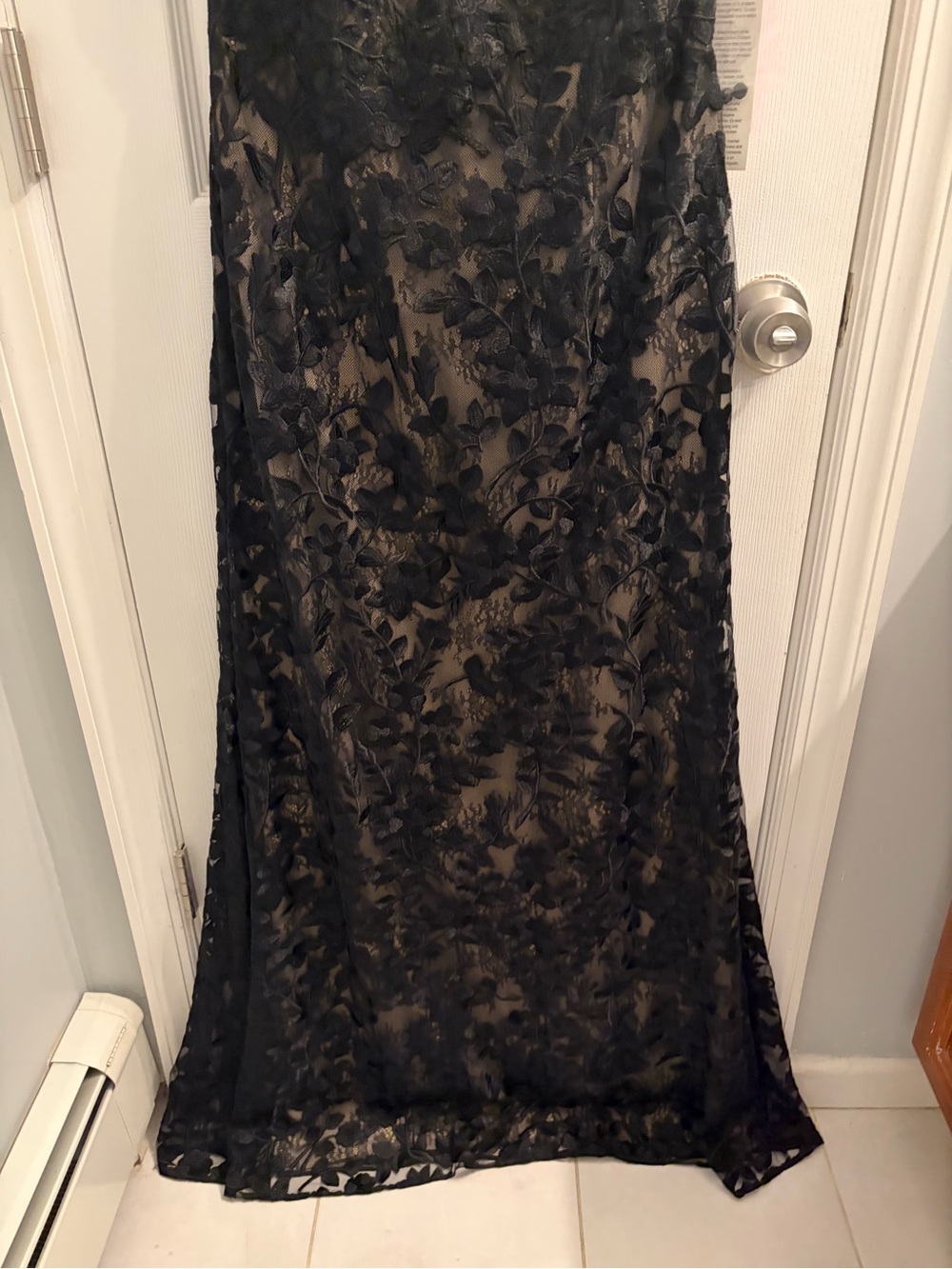 Rosa Clará Black Floral Lace Gown - Sleeveless Halter Neck Formal Dress Size 12 - Picture 3 of 16